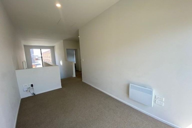 Photo of property in 5/17 Owens Place, Mount Maunganui, 3116