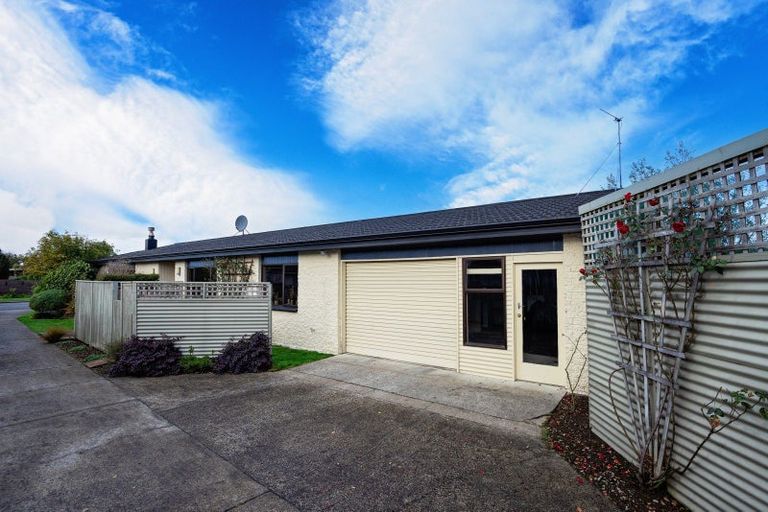 Photo of property in 92 Gladstone Terrace, Gladstone, Invercargill, 9810