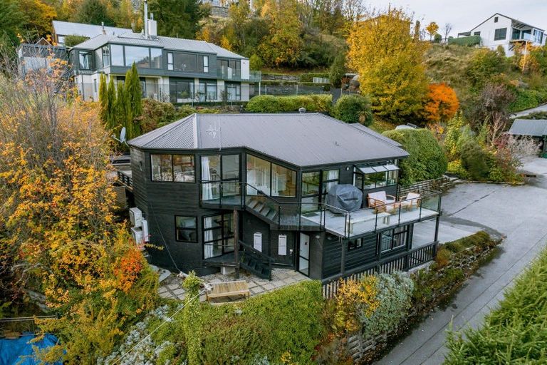 Photo of property in 13 Malaghan Street, Queenstown, 9300