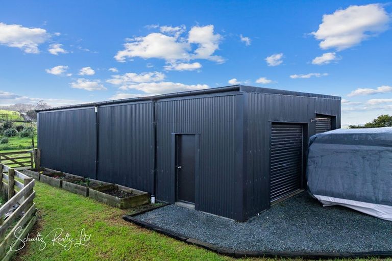 Photo of property in 194 Heatley Road, Whakapirau, Maungaturoto, 0583