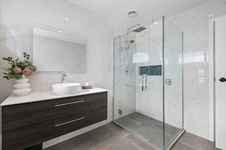 Photo of property in 30 Muster Road, Jacks Point, 9371