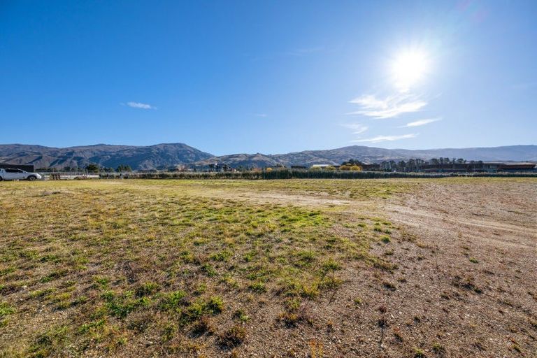 Photo of property in 18 Quinns Way, Cromwell, 9384