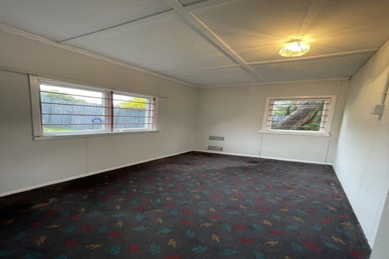 Photo of property in 86 Manuka Street, Castlecliff, Whanganui, 4501