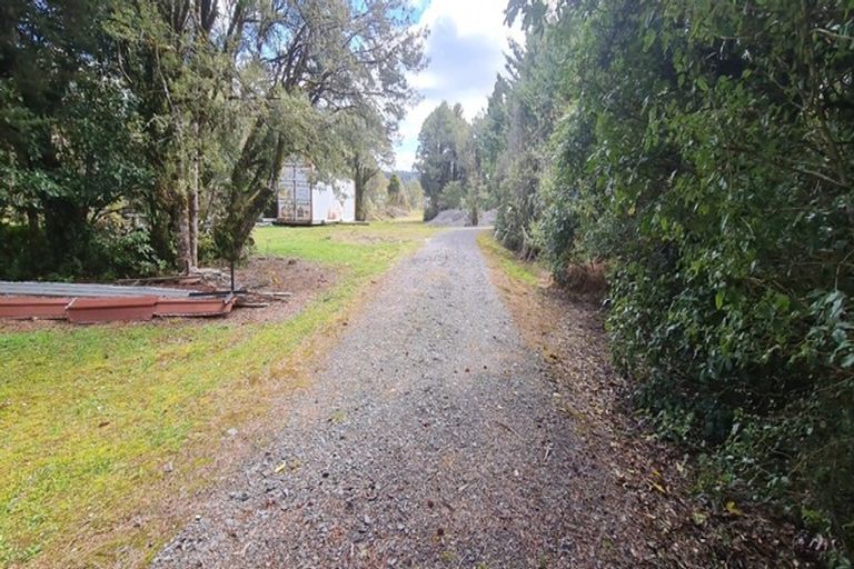 Photo of property in 13 Findlay Street, National Park, Owhango, 3989