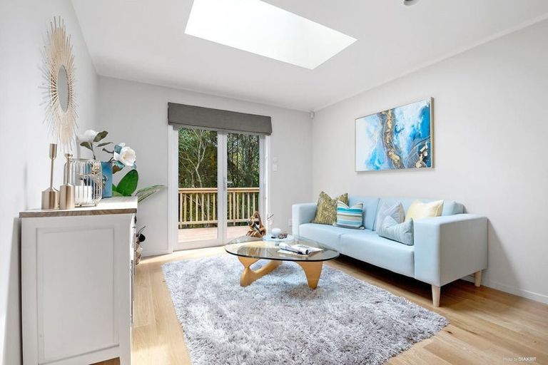 Photo of property in 1/33 Rangatira Road, Birkdale, Auckland, 0626