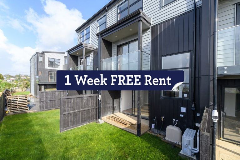 Photo of property in 7/60 Triangle Road, Massey, Auckland, 0614