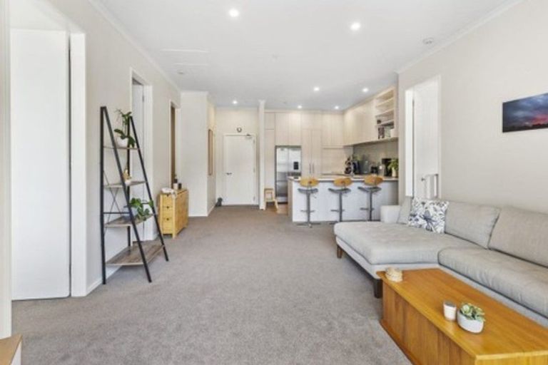 Photo of property in Stadium Garden Flats, 202/107 Thorndon Quay, Pipitea, Wellington, 6011