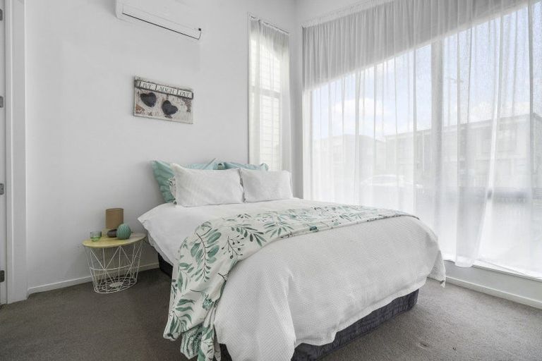 Photo of property in 3b Matakohe Road, Westgate, Auckland, 0814