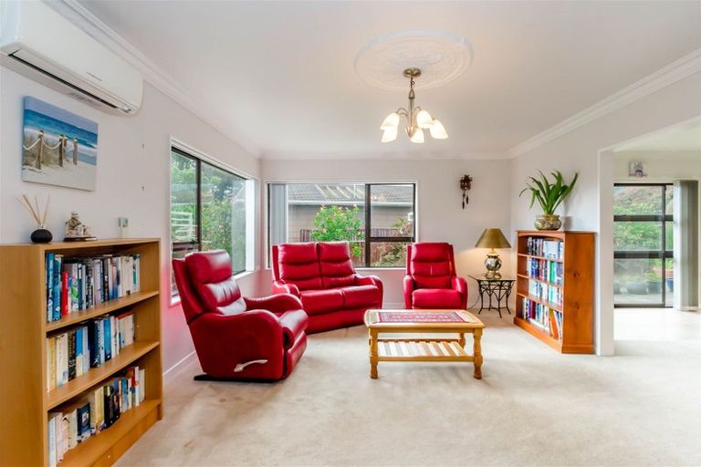 Photo of property in 78a Belvedere Avenue, Waikanae, 5036