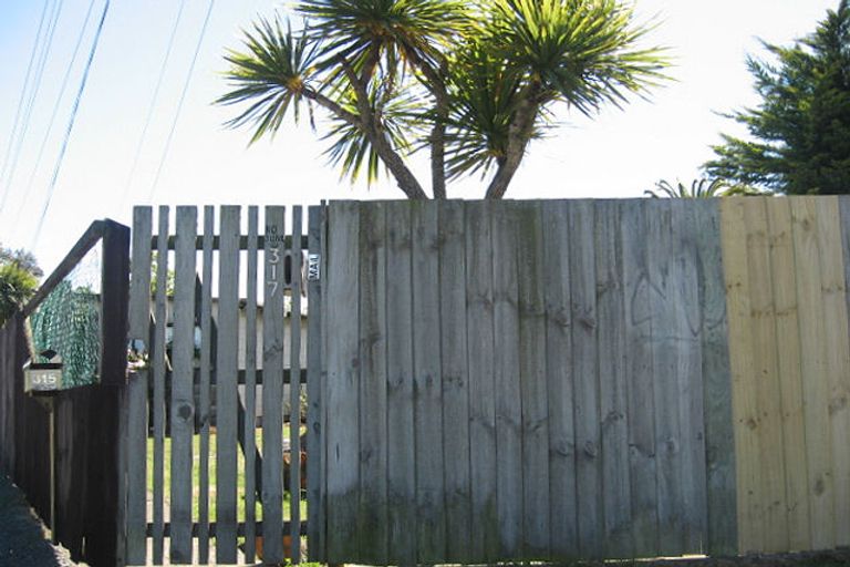 Photo of property in 317 New Brighton Road, Burwood, Christchurch, 8083