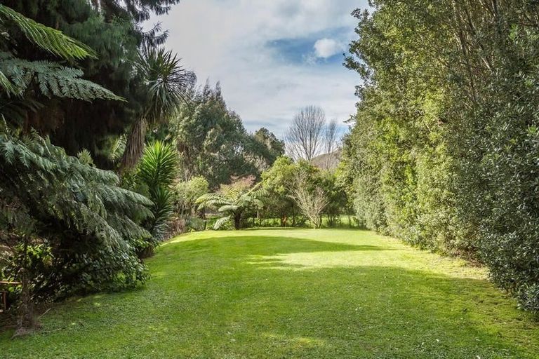 Photo of property in 94 Maui Pomare Road, Nikau Valley, Paraparaumu, 5032