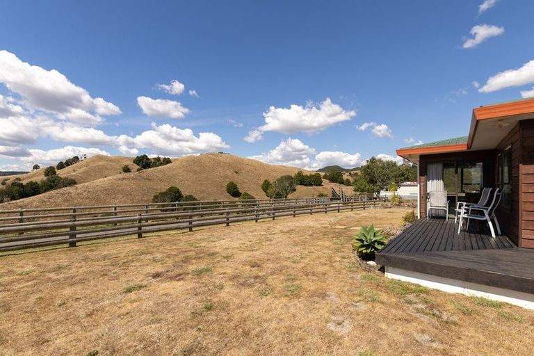 Photo of property in 222 Rayner Road, Huntly, 3700