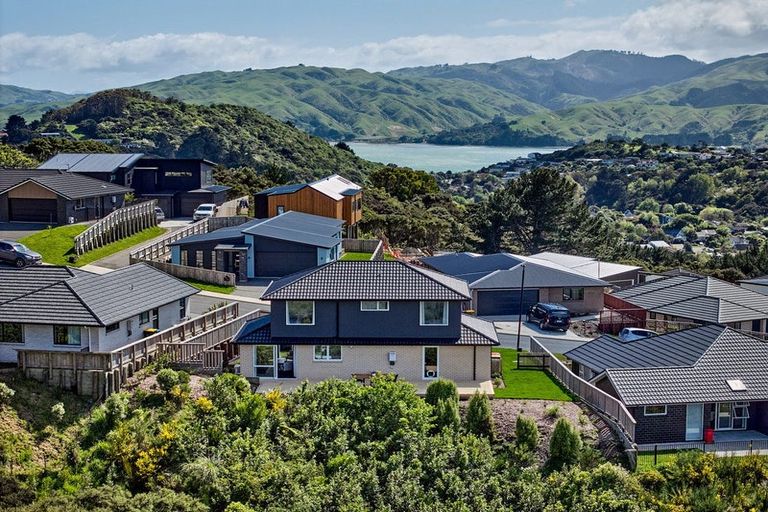 Photo of property in 10 Topsail Way, Whitby, Porirua, 5024