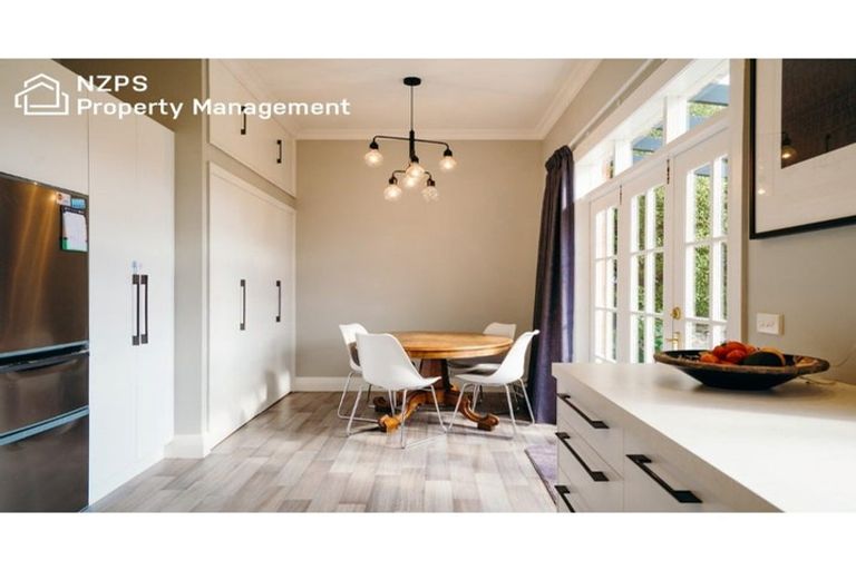 Photo of property in 372 Bay View Road, Saint Clair, Dunedin, 9012
