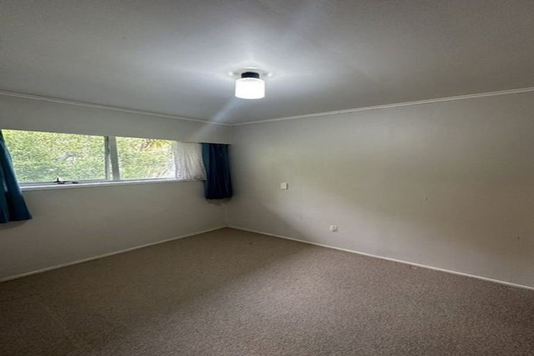 Photo of property in 1/14 Lake Road, Northcote, Auckland, 0627