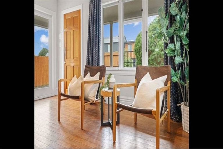 Photo of property in 11 Meredith Street, Addington, Christchurch, 8024