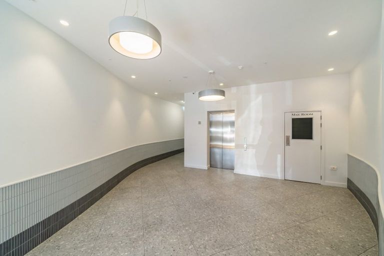 Photo of property in Unit 107,l1, 107/14 Laings Road, Hutt Central, Lower Hutt, 5010