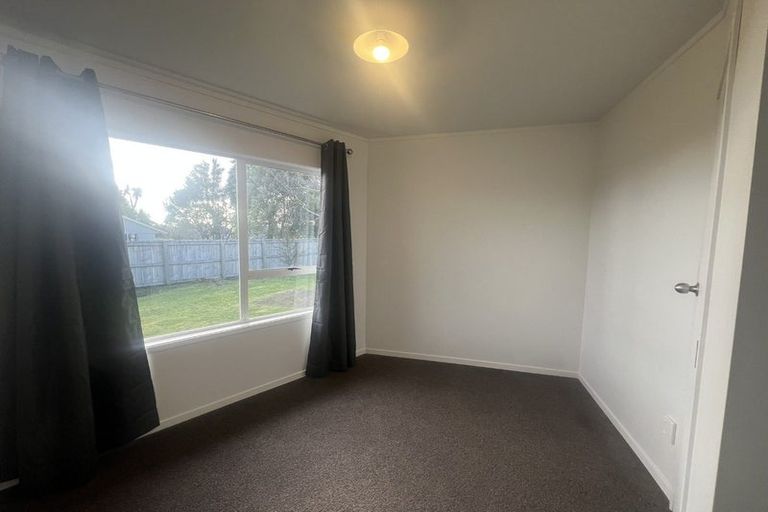 Photo of property in 8 Invergarry Road, Hilltop, Taupo, 3330