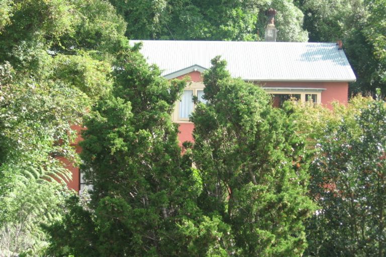 Photo of property in 21 Awarua Street, Ngaio, Wellington, 6035