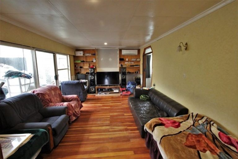 Photo of property in 14 Kenmore Place, Tokoroa, 3420