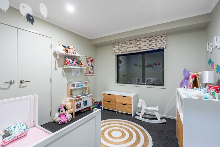 Photo of property in 42c Kaipara View Road, Helensville, 0875