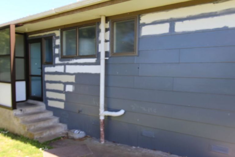 Photo of property in 2/25 Poutini Place, Manurewa, Auckland, 2102