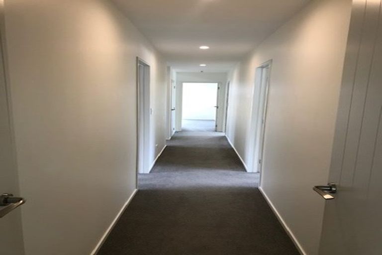 Photo of property in 2 Torrie Way, Pukekohe, 2120