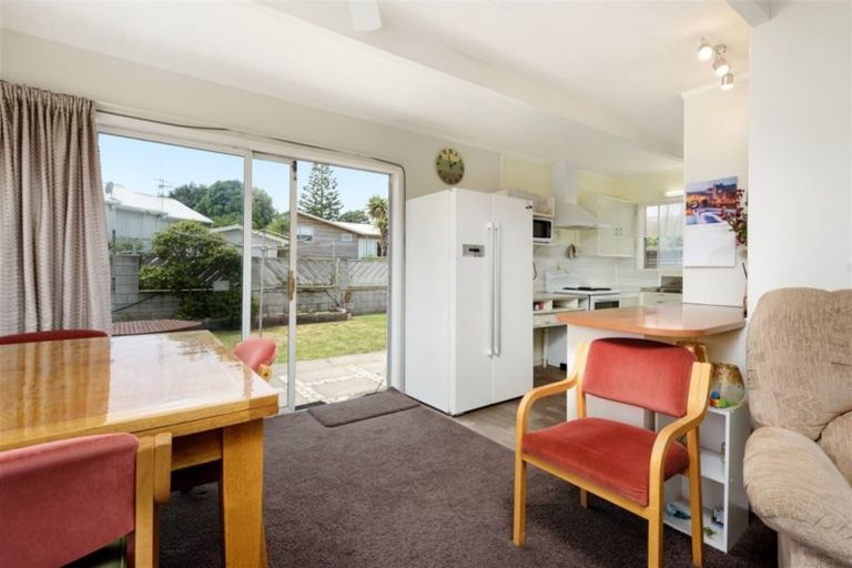 Photo of property in 335 Oceanbeach Road, Mount Maunganui, 3116