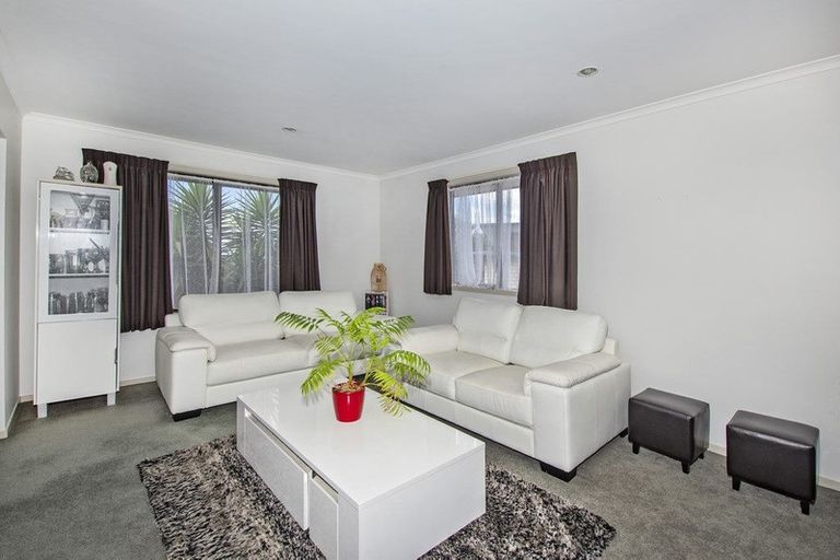 Photo of property in 6 Mcainch Place, Te Kamo, Whangarei, 0112