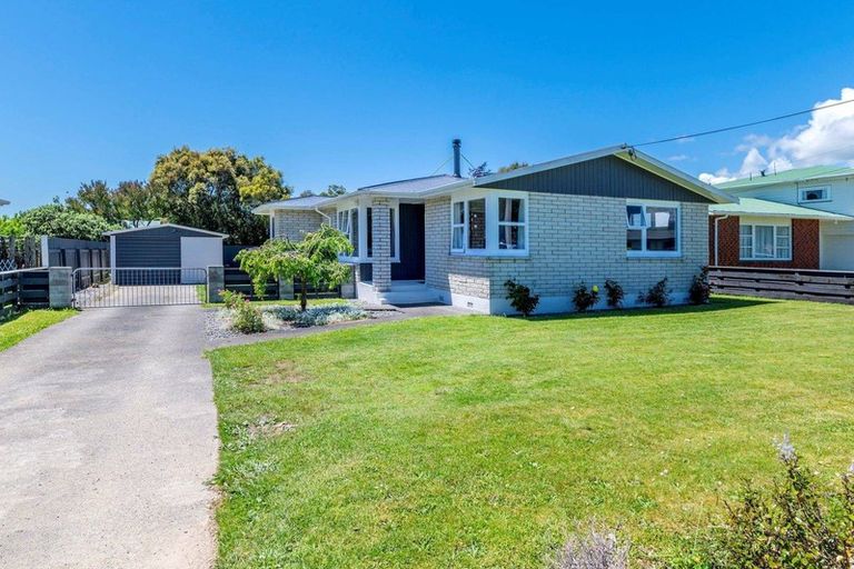 Photo of property in 172 Queen Street West, Levin, 5510