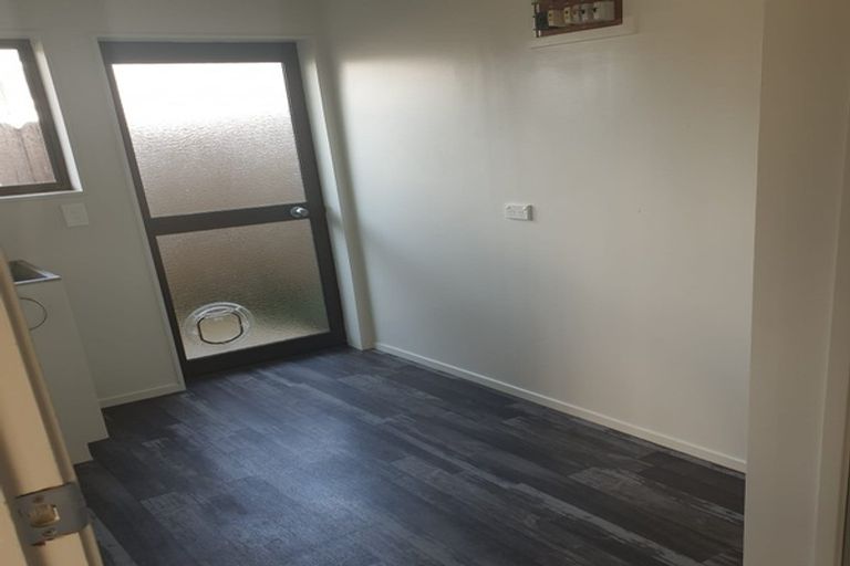 Photo of property in 86 Racecourse Road, Waiuku, 2123