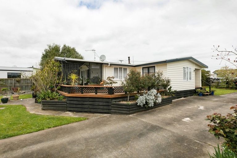 Photo of property in 11 Smith Street, Waipukurau, 4200
