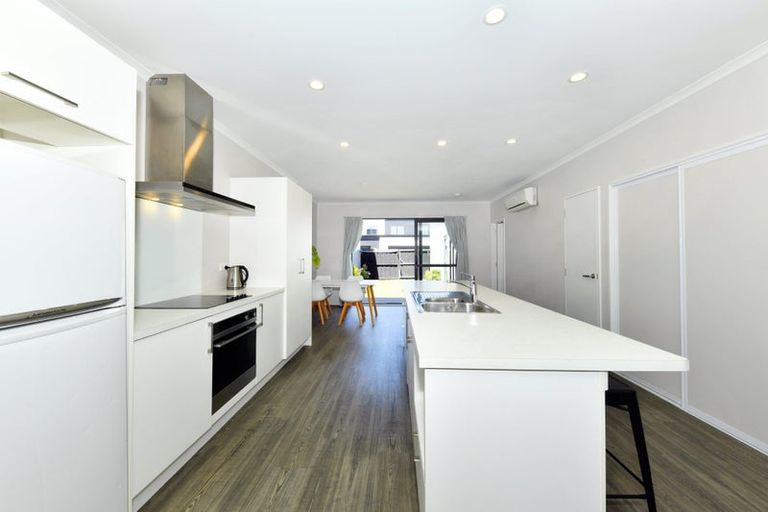 Photo of property in 17 William Dawson Crescent, Wigram, Christchurch, 8025