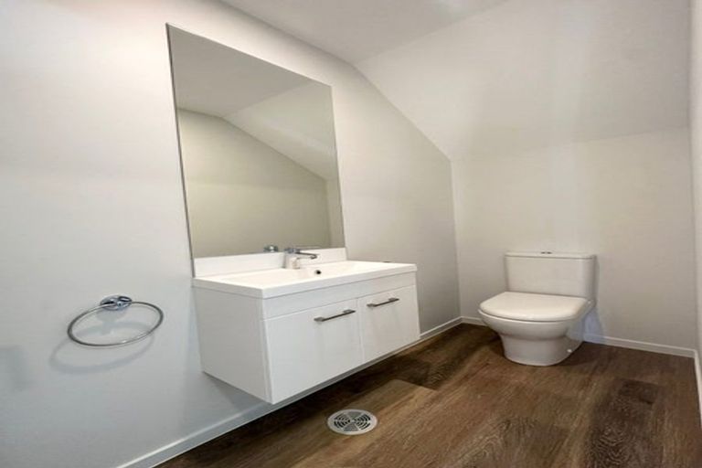 Photo of property in 365a Don Buck Road, Massey, Auckland, 0614