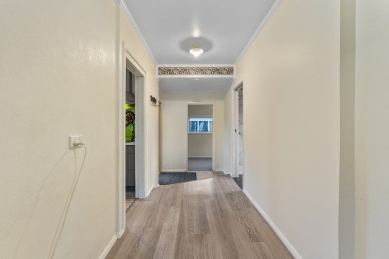 Photo of property in 1 Huia Street, Pahiatua, 4910