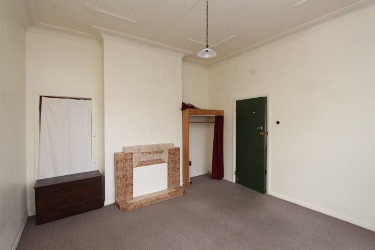 Photo of property in 1 Inverleith Street, North Dunedin, Dunedin, 9016