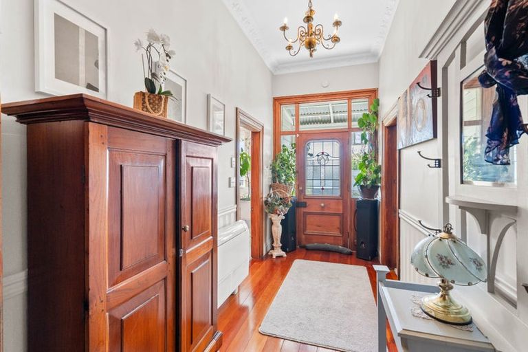 Photo of property in 17 Hogg Crescent, Masterton, 5810