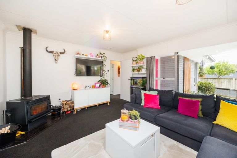 Photo of property in 10 Adams Place, Kelvin Grove, Palmerston North, 4414