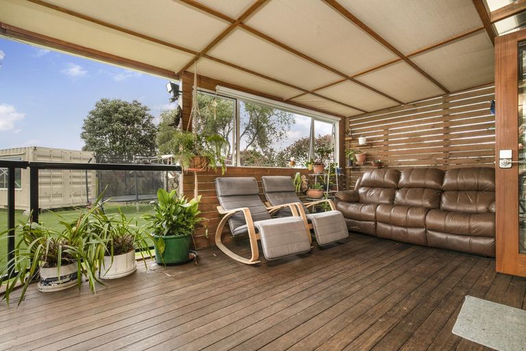 Photo of property in 37 Village Way, Ardmore, Papakura, 2582