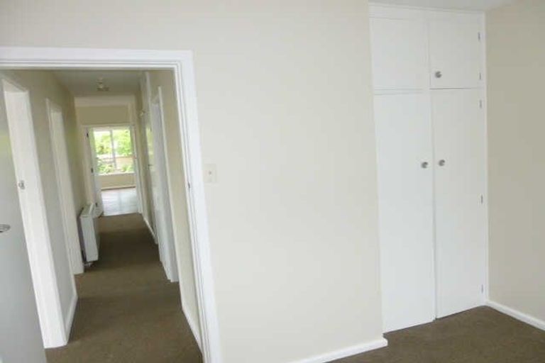 Photo of property in 271 Avonhead Road, Avonhead, Christchurch, 8042