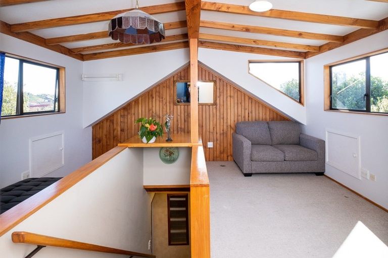 Photo of property in 10 Donegal Crescent, Tamatea, Napier, 4112