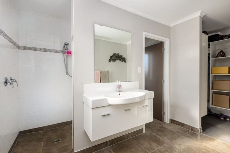 Photo of property in 121 Warrington Street, Mairehau, Christchurch, 8013