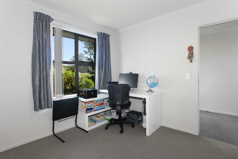 Photo of property in 9 Angus Way, Nikau Valley, Paraparaumu, 5032