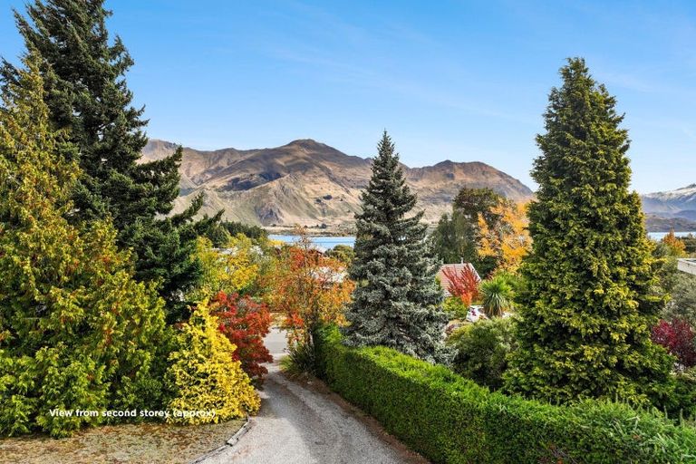 Photo of property in 44 Hunter Crescent, Wanaka, 9305