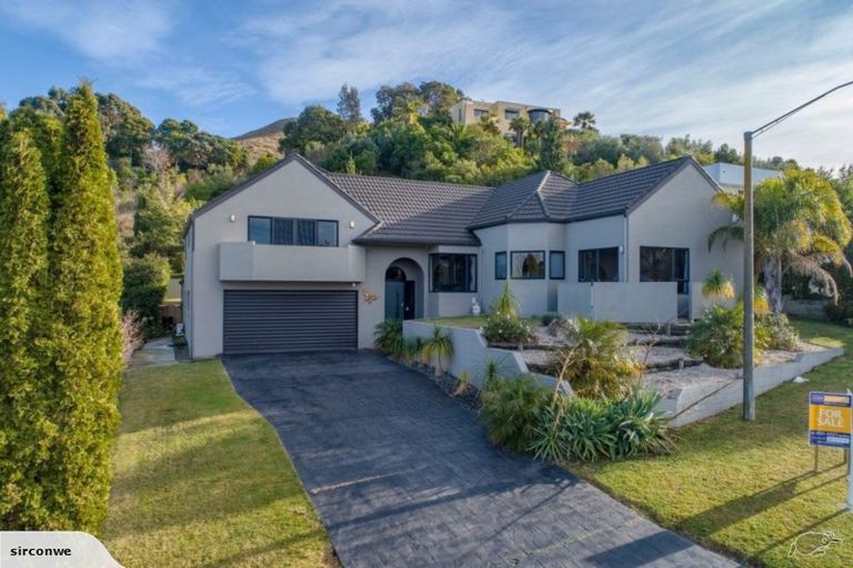 Photo of property in 26 Cumberland Rise, Taradale, Napier, 4112