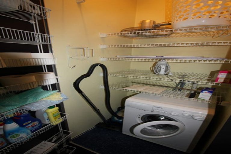 Photo of property in Qba Apartments, 4t/51 Webb Street, Mount Cook, Wellington, 6011