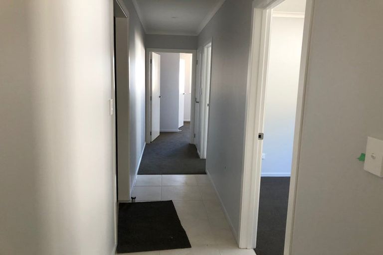 Photo of property in 23u4 Montgomery Crescent, Bader, Hamilton, 3206