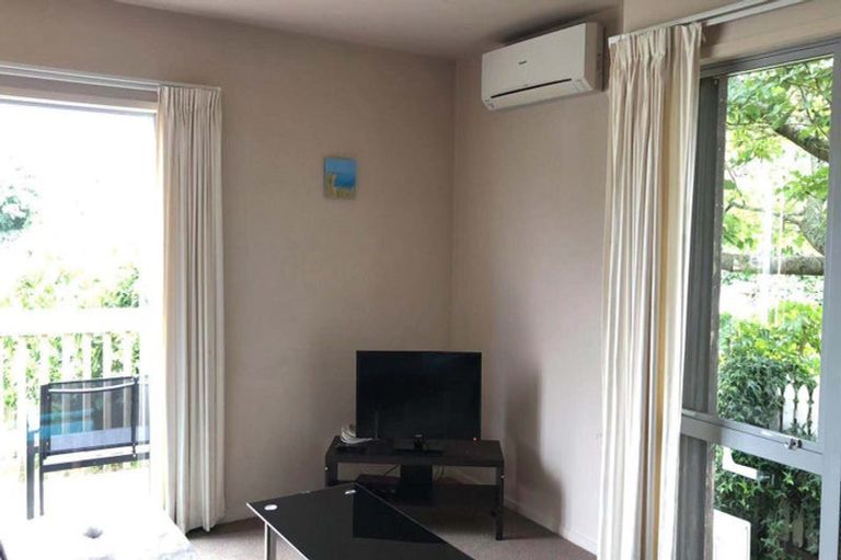 Photo of property in 17a Carey Street, Maeroa, Hamilton, 3200