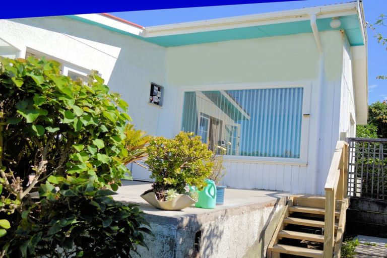 Photo of property in 18 Te Karuwha Parade, Paihia, 0200