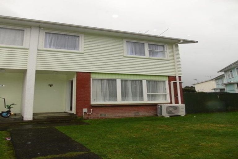 Photo of property in Shakespeare Flats, 8/48 Merton Street, Trentham, Upper Hutt, 5018